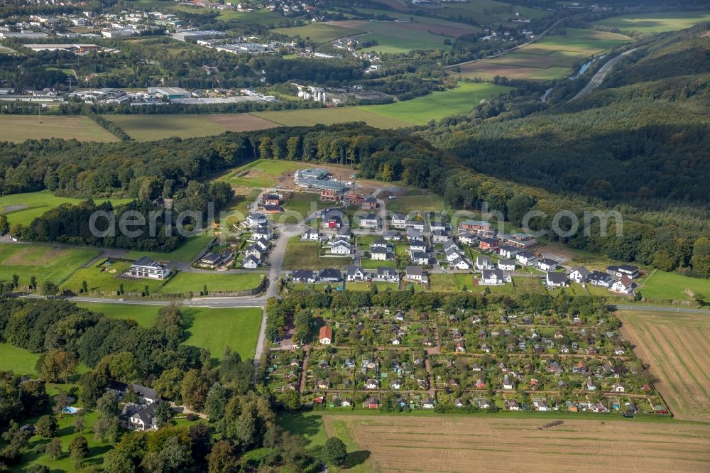 Aerial photograph Arnsberg - Allotments gardens plots of the association - the garden colony of Kleingaertnervereins Neheim e.V. in Arnsberg in the state North Rhine-Westphalia, Germany