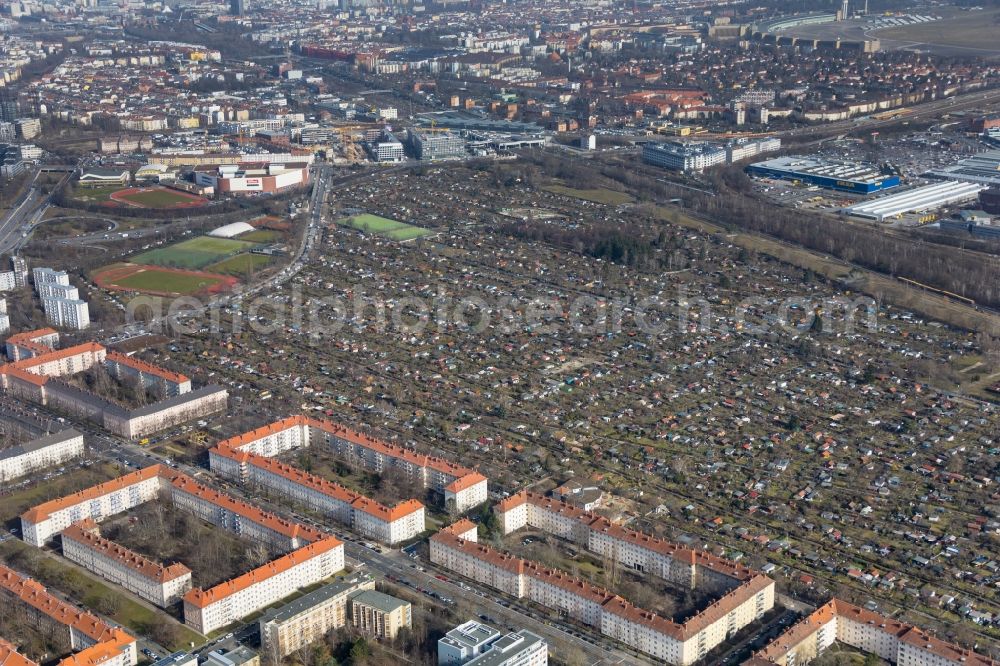 Aerial image Berlin - Allotments gardens plots of the association - the garden colony on Priesterweg in Schoeneberg in Berlin, Germany