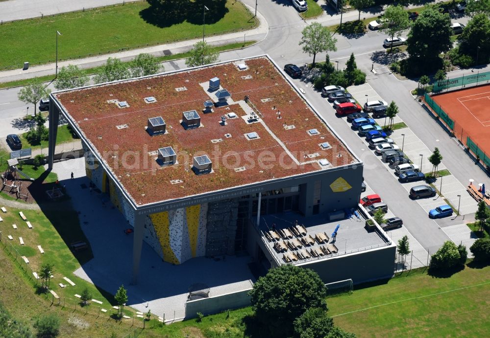 Aerial image München - Climbing hall of the DAV Climbing and Boulder centre the Munich north in Munich in the federal state Bavaria, Germany