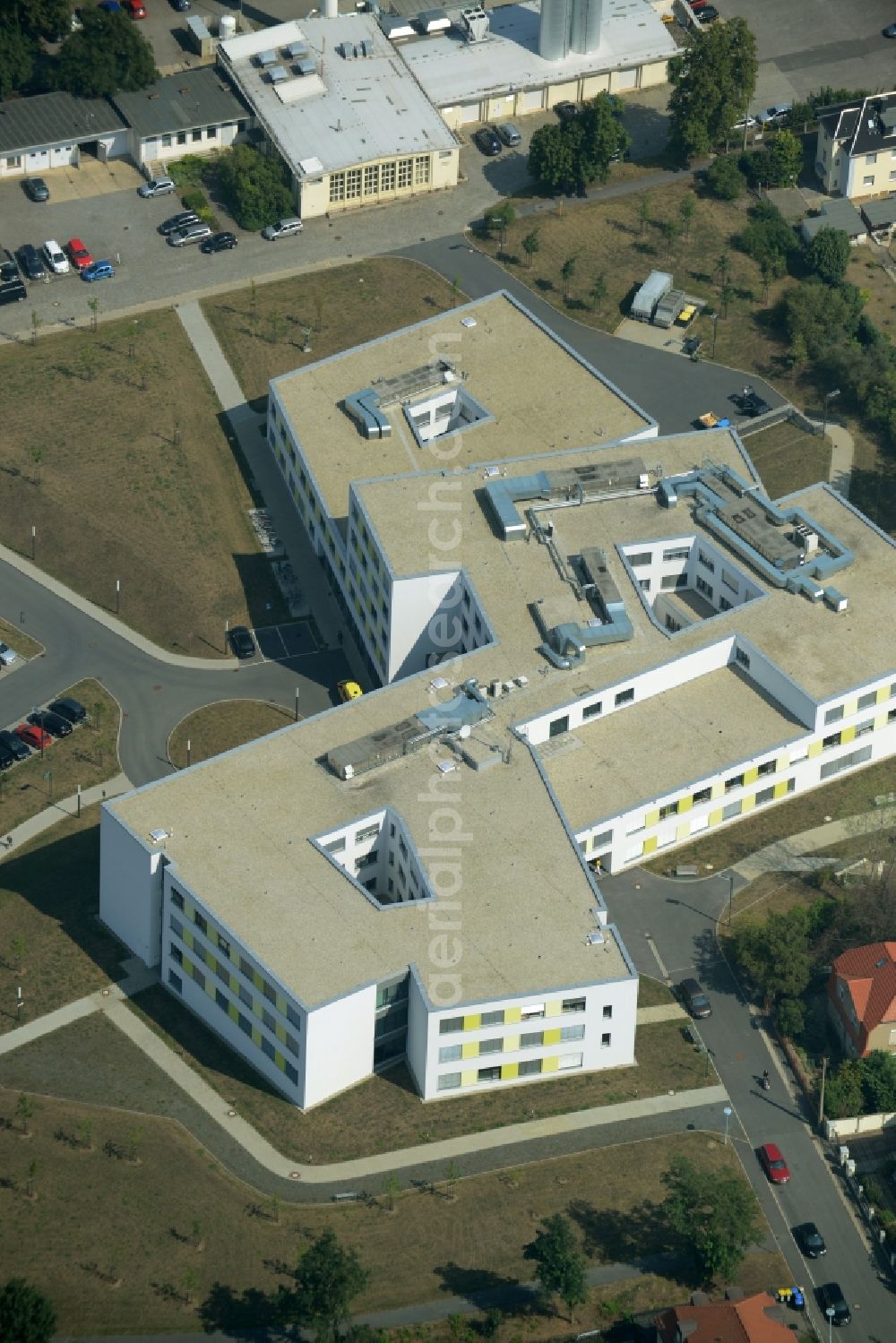 Großenhain from the bird's eye view: Hospital grounds of the rehabilitation center ELBLAND Rehabilitation and prevention centre in Grossenhain in the state of Saxony. The building complex is located on the Am Bobelsberg street in the East of Grossenhain