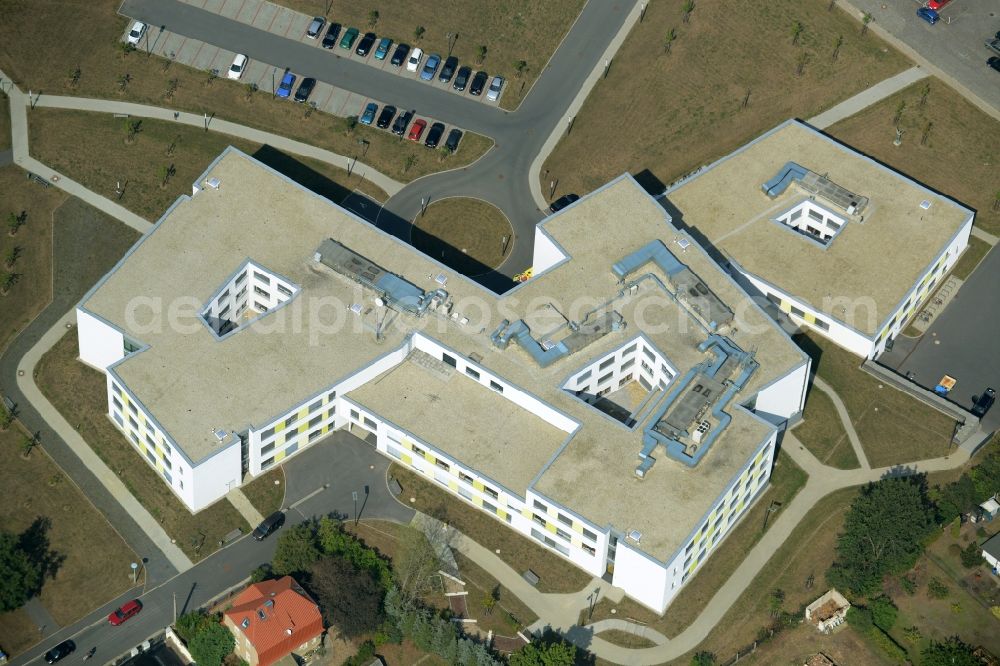 Großenhain from above - Hospital grounds of the rehabilitation center ELBLAND Rehabilitation and prevention centre in Grossenhain in the state of Saxony. The building complex is located on the Am Bobelsberg street in the East of Grossenhain