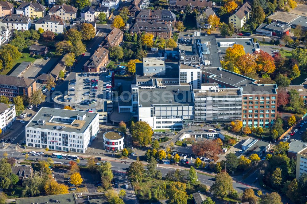 Moers from the bird's eye view: Clinic area and building complex of the hospital grounds of St.Josef in Moers in the state of North Rhine-Westphalia