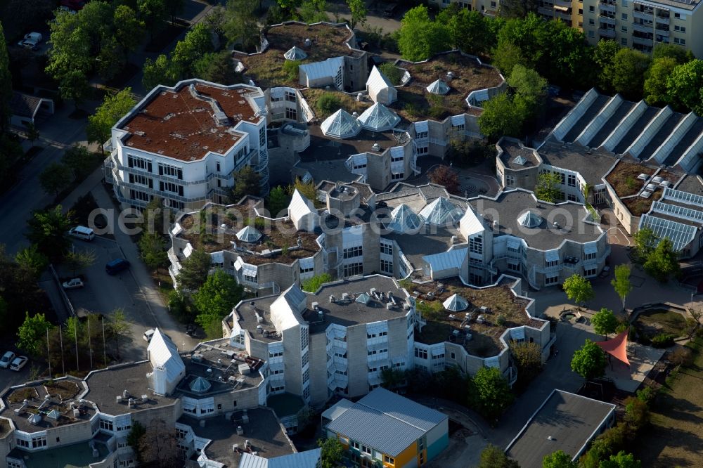 Aerial photograph München - Clinic area of a??a??the hospital Children's Center Munich non-profit GmbH on Heiglhofstrasse in the district Hadern in Munich in the state Bavaria, Germany