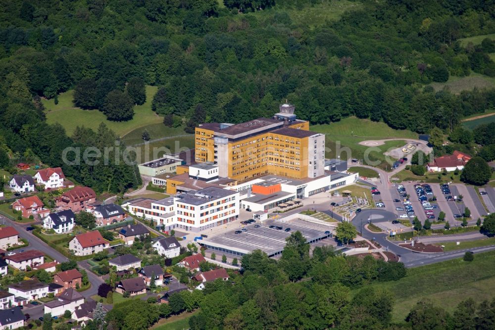 Höxter from above - Hospital grounds of the Clinic Klinikum Weser-Egge - St. Ansgar Kronkenhaus Hoexter in Hoexter in the state North Rhine-Westphalia, Germany