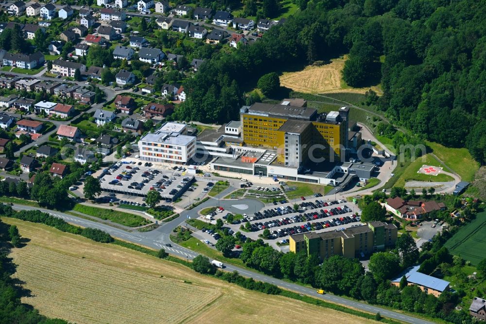 Aerial image Höxter - Hospital grounds of the Clinic Klinikum Weser-Egge - St. Ansgar Krankenhaus Hoexter in Hoexter in the state North Rhine-Westphalia, Germany