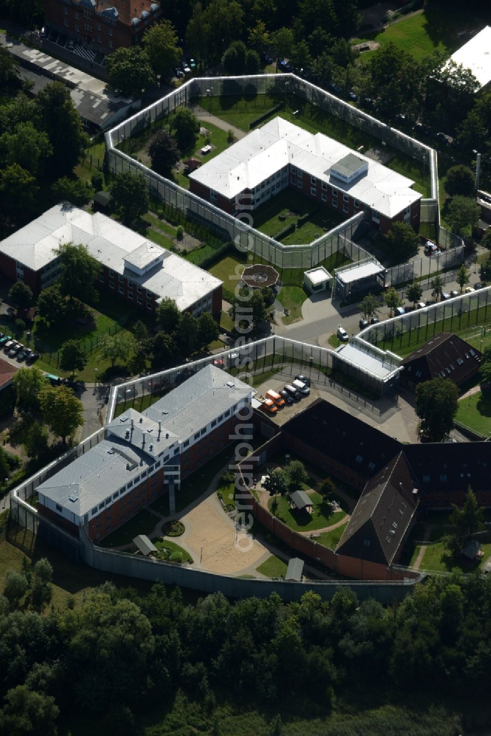 Neustadt in Holstein from above - Clinic of the hospital grounds AMEOS Pflege und Betreuung in Neustadt in Holstein in the state Schleswig-Holstein