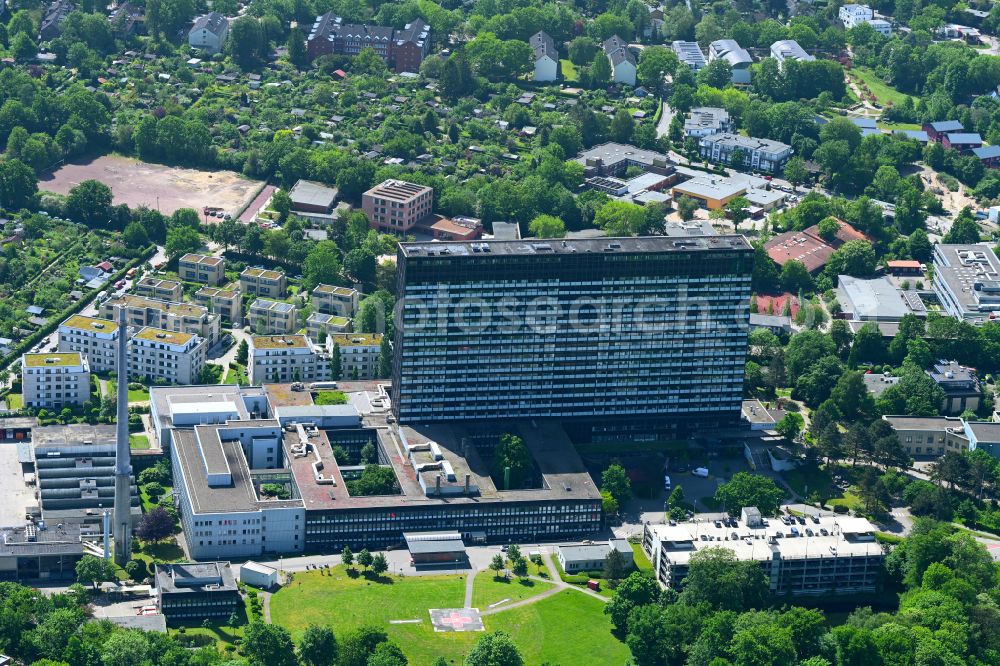 Aerial image Hamburg - Hospital grounds of the Clinic Asklepios Klinik Altona on Paul-Ehrlich-Strasse in the district Altona in Hamburg, Germany