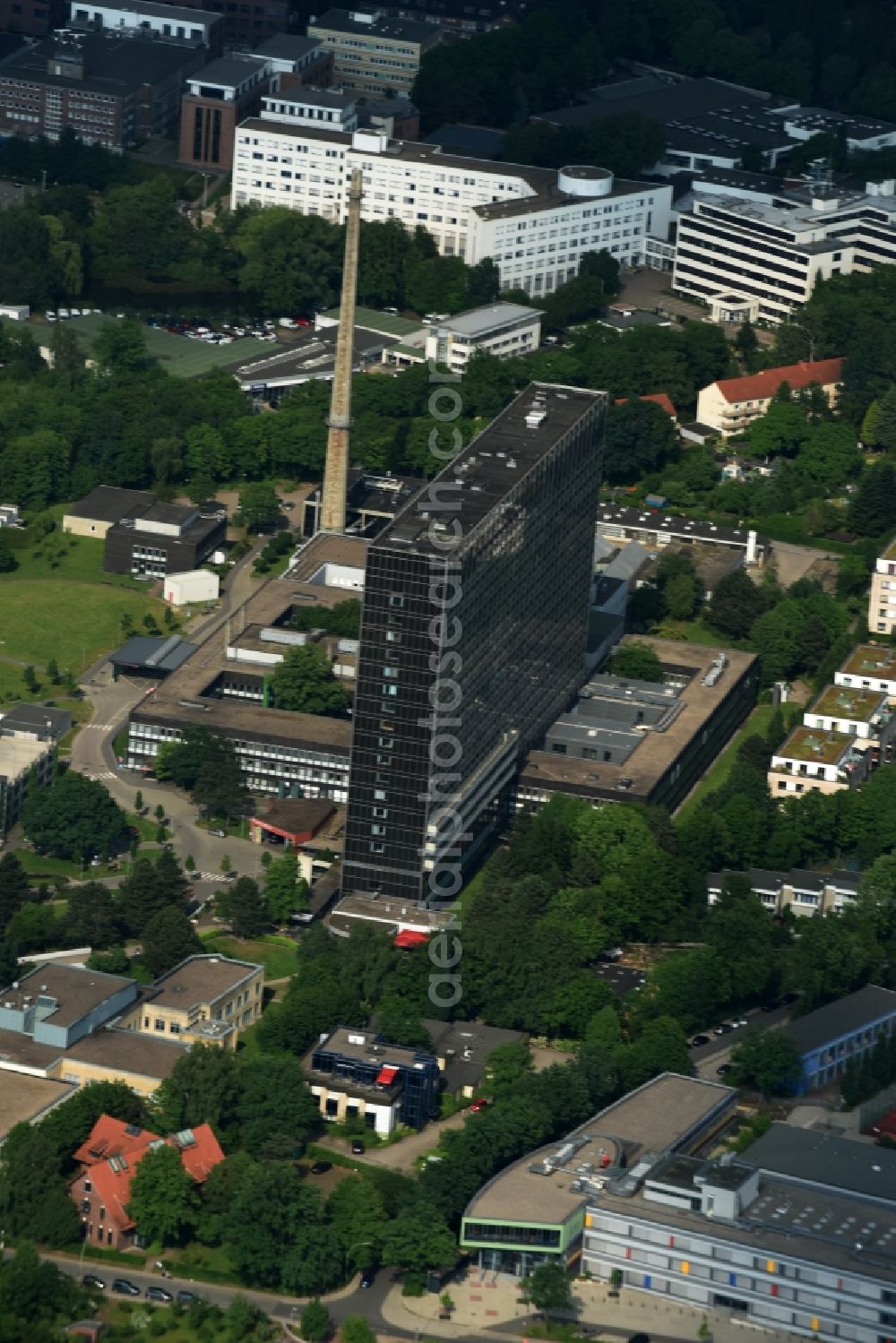 Hamburg from the bird's eye view: Clinic of the hospital grounds Asklepios Klinik Altona on Paul-Ehrlich-Strasse in Hamburg