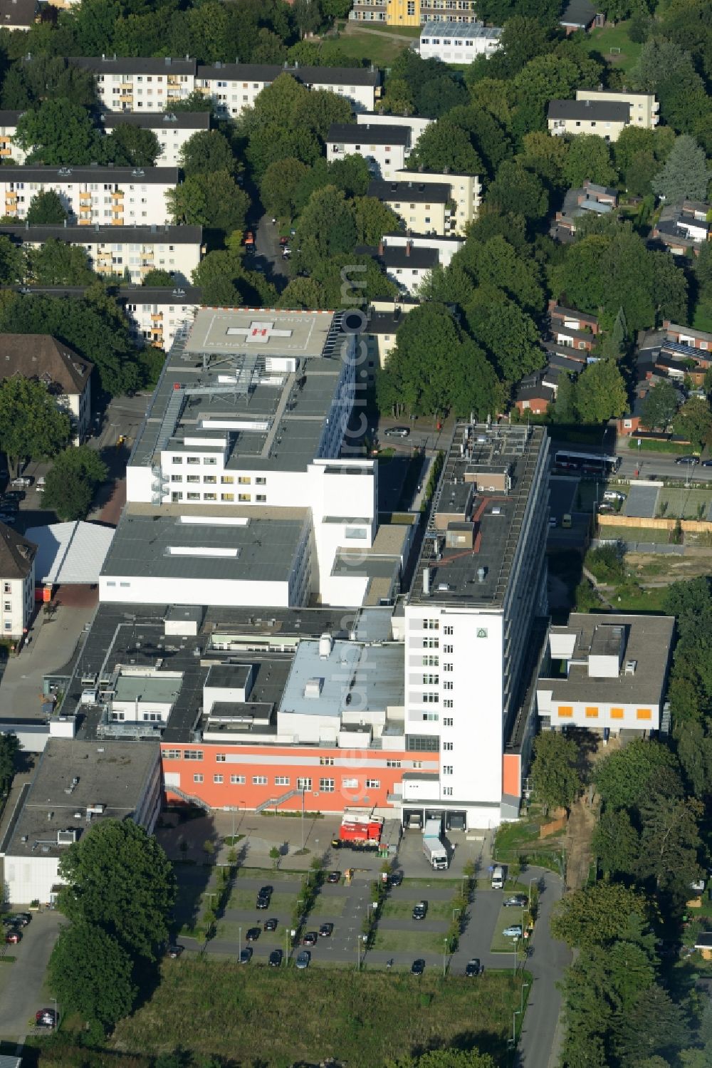 Hamburg from above - Clinic of the hospital grounds Asklepios Klinik Harburg in Hamburg in Germany