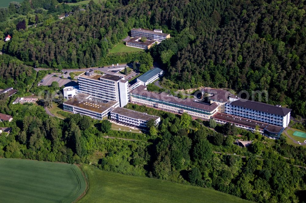 Höxter from the bird's eye view: Hospital grounds of the Clinic Asklepios Weserbergland-Klinik in Hoexter in the state North Rhine-Westphalia, Germany