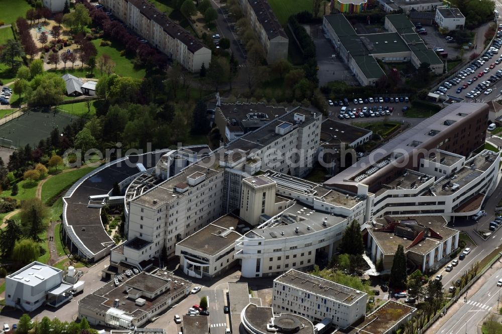 Auxerre from above - Clinic of the hospital grounds Association Vivre a Domicile on Boulevard de Verdun in Auxerre in Bourgogne Franche-Comte, France