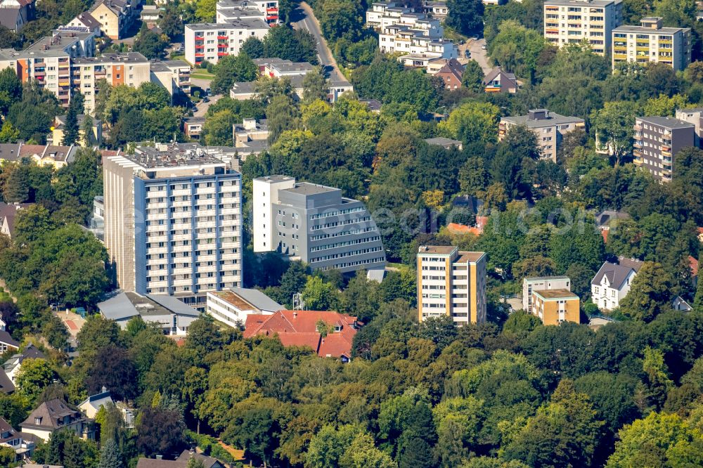 Aerial photograph Hattingen - Hospital grounds of the Clinic Augusta-Kranken-Anstalt gGmbH on street Bredenscheider Strasse in Hattingen at Ruhrgebiet in the state North Rhine-Westphalia, Germany