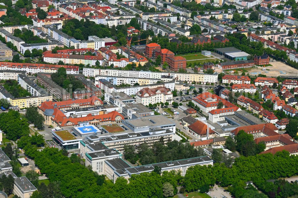 Aerial image Rostock - Hospital grounds and campus of the University Hospital Universitaetsmedizin Rostock (UMR) with the new building complex Central Medical Functions (ZMF) on Ernst-Heydemann-Strasse in Rostock on the Baltic Sea coast in the state of Mecklenburg-Vorpommern, Germany
