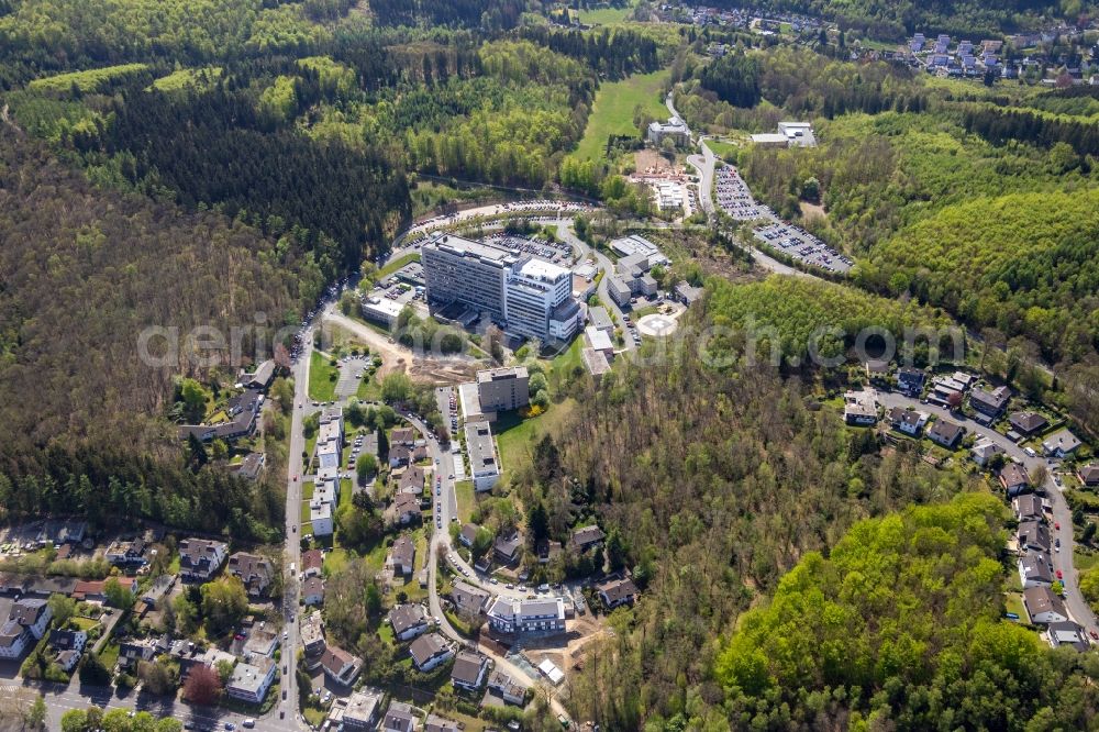 Siegen from the bird's eye view: Hospital grounds of the Clinic Diakonie Klinikum Jung-Stilling on Wichernstrasse in Siegen in the state North Rhine-Westphalia, Germany