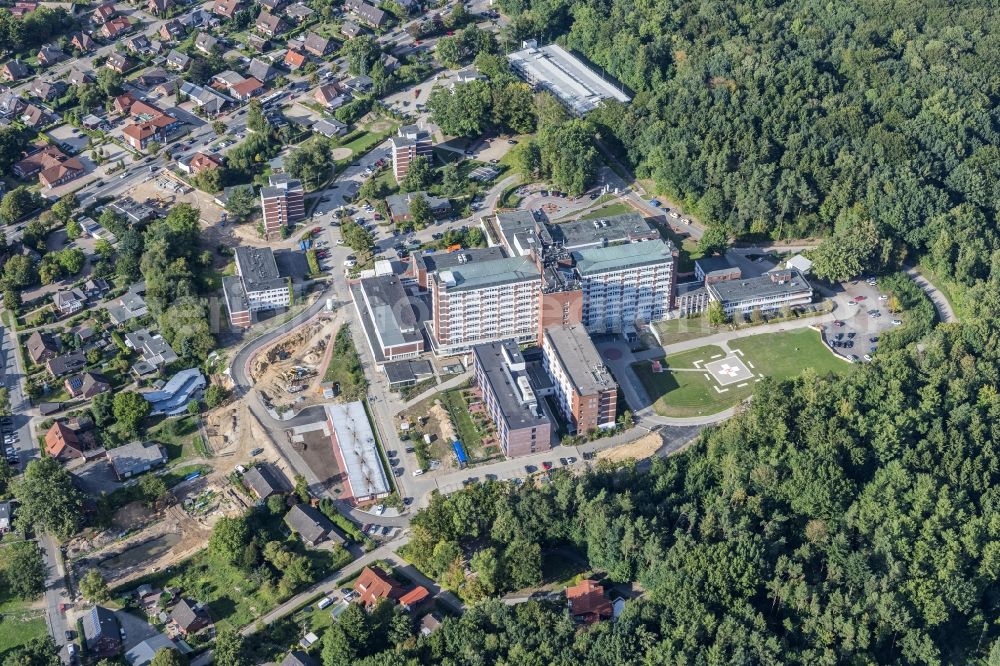 Stade from above - Hospital grounds of the Clinic Elbe Klinikum in Stade in the state Lower Saxony, Germany