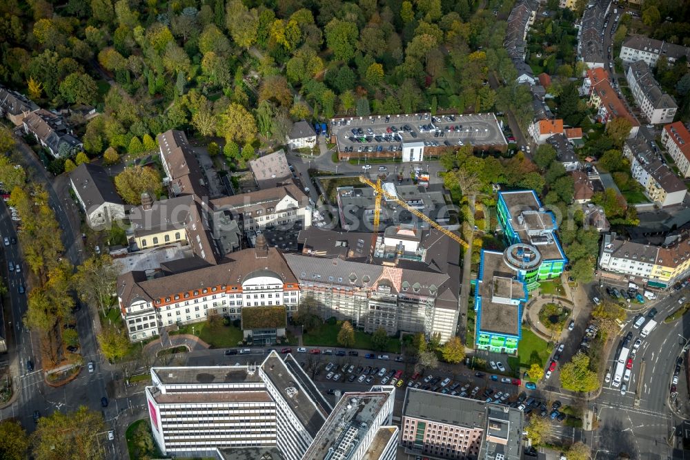 Aerial photograph Essen - Hospital grounds of the Clinic Elisabeth-Krankenhaus Essen on Klara-Kopp-Weg in Essen in the state North Rhine-Westphalia, Germany