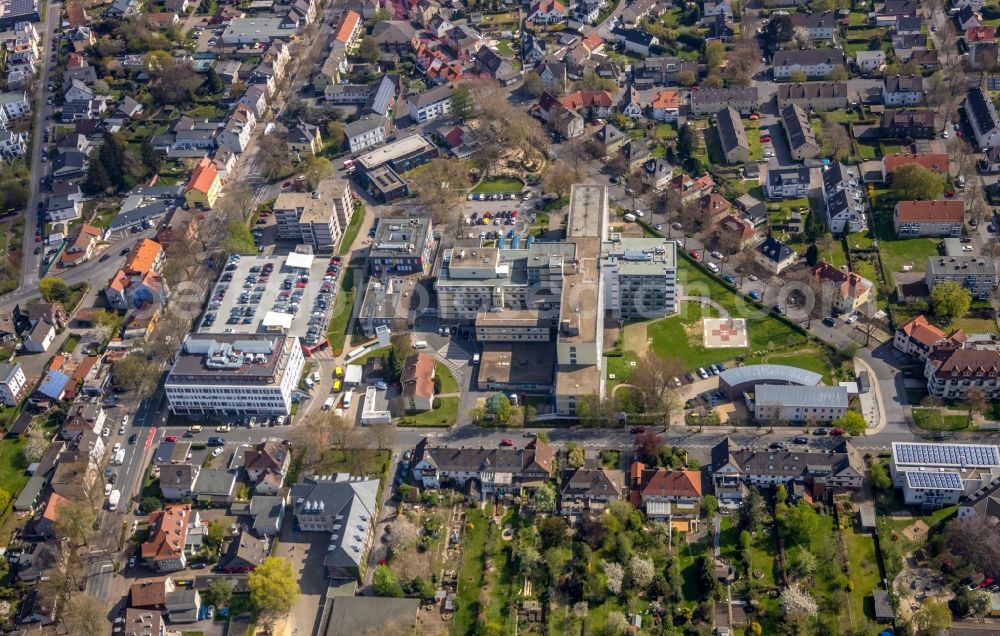 Unna from above - Hospital grounds of the Clinic Evangelisches Krankenhaus in Unna in the state North Rhine-Westphalia, Germany