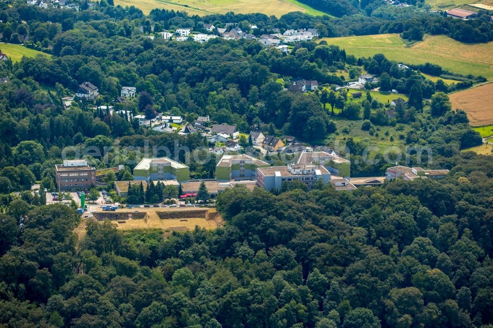 Aerial image Essen - Clinic of the hospital grounds Kettwig destrict Laupendahl in Essen in the state North Rhine-Westphalia