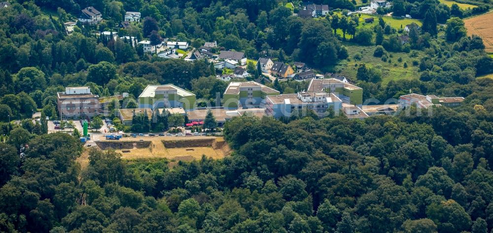 Aerial photograph Essen - Clinic of the hospital grounds Kettwig destrict Laupendahl in Essen in the state North Rhine-Westphalia