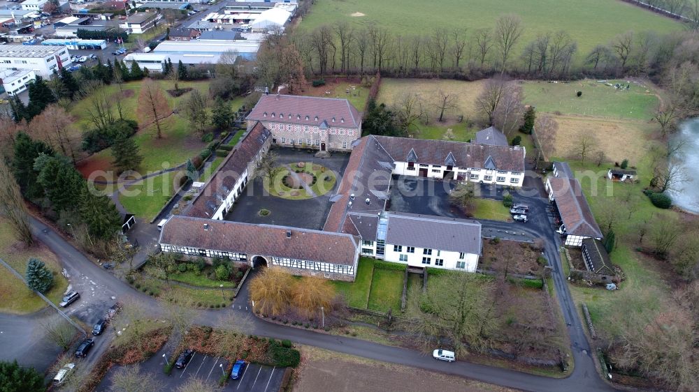 Hennef (Sieg) from the bird's eye view: Hospital grounds of the Clinic Fachklinik Gut Zissendorf in the district Stossdorf in Hennef (Sieg) in the state North Rhine-Westphalia, Germany