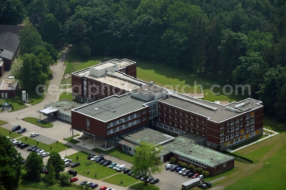 Aerial image Borstel - Hospital grounds of the Clinic - Forschungszentrum Borstel Leibniz-Zentrum fuer Medizin and Biowissenschaften in Borstel in the state Schleswig-Holstein, Germany