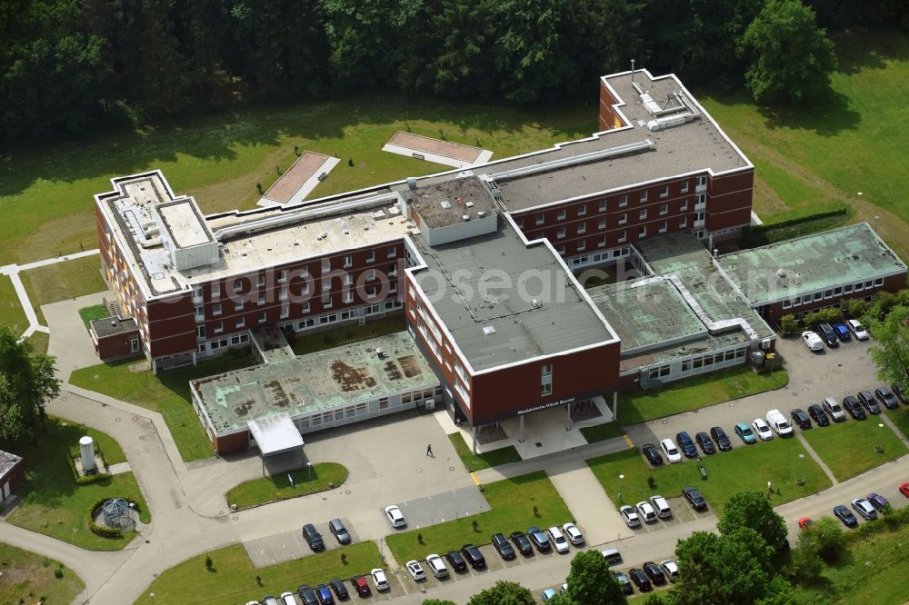 Borstel from the bird's eye view: Hospital grounds of the Clinic - Forschungszentrum Borstel Leibniz-Zentrum fuer Medizin and Biowissenschaften in Borstel in the state Schleswig-Holstein, Germany