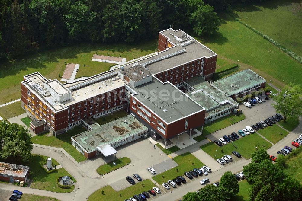 Aerial photograph Borstel - Hospital grounds of the Clinic - Forschungszentrum Borstel Leibniz-Zentrum fuer Medizin and Biowissenschaften in Borstel in the state Schleswig-Holstein, Germany