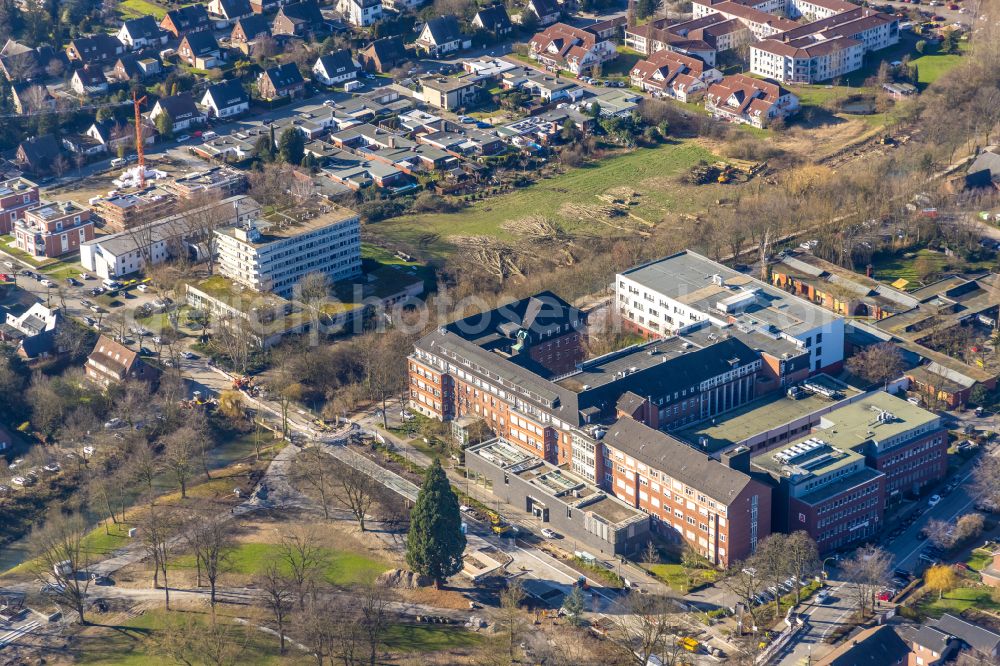 Aerial image Ahlen - Hospital grounds of the Clinic St. Franziskus-Hospital Ahlen on Robert-Koch-Strasse in Ahlen in the state North Rhine-Westphalia, Germany