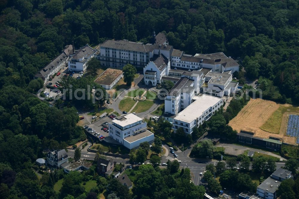 Bonn from the bird's eye view: Hospital grounds of the Clinic GFO Kliniken on Robert-Koch-Strasse in the district Poppelsdorf in Bonn in the state North Rhine-Westphalia, Germany