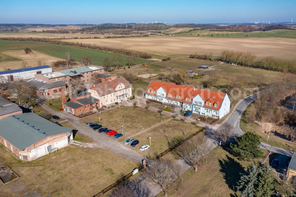 Schwedt/Oder from the bird's eye view: Hospital grounds of the Clinic GLG Wohnstaette Gutshaus Criewen in Schwedt/Oder in the Uckermark in the state Brandenburg, Germany