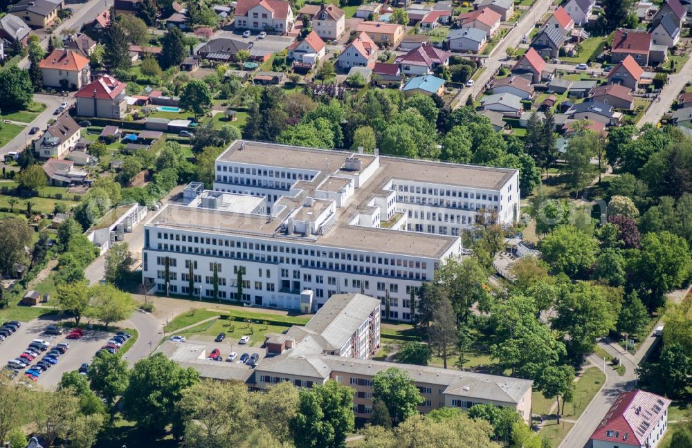 Aerial photograph Nauen - Hospital grounds of the Clinic Havellandklinik in Nauen in the state Brandenburg, Germany