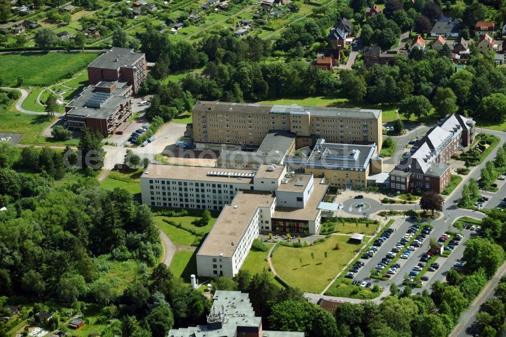 Cuxhaven from the bird's eye view: Hospital grounds of the Clinic HELIOS Klinik Cuxhaven on Altenwalder Chaussee in Cuxhaven in the state Lower Saxony, Germany