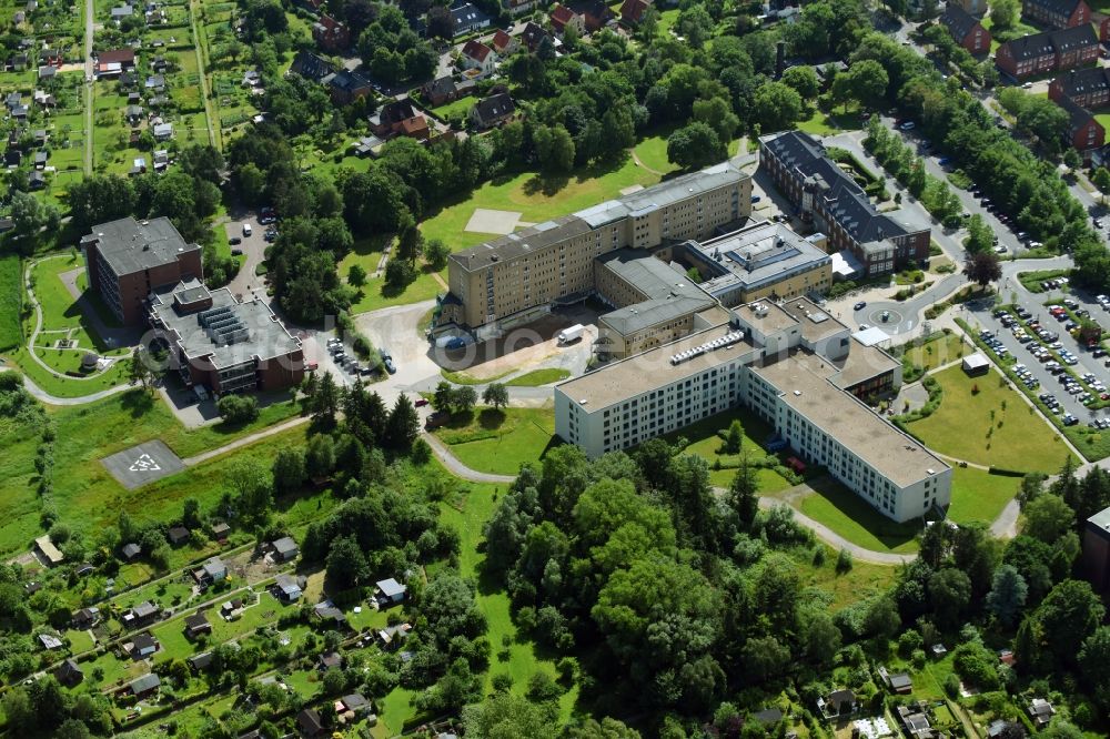 Cuxhaven from the bird's eye view: Hospital grounds of the Clinic HELIOS Klinik Cuxhaven on Altenwalder Chaussee in Cuxhaven in the state Lower Saxony, Germany