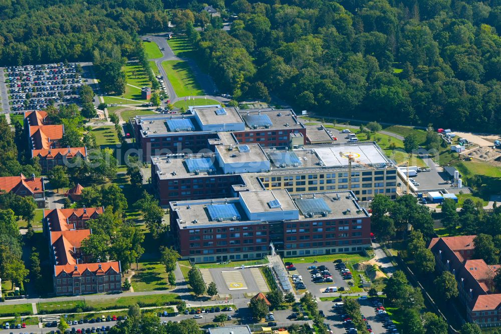 Aerial image Berlin - Hospital grounds of the Clinic Helios Klinikum Berlin-Buch on Schwanebecker Chaussee in the district Buch in Berlin, Germany