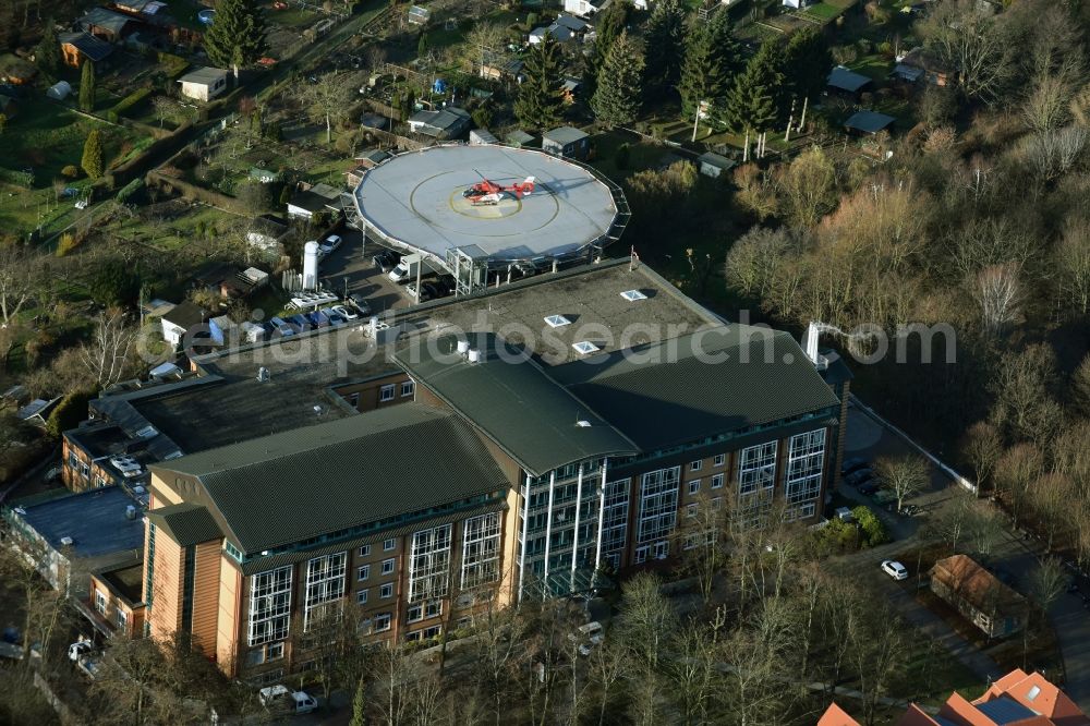 Aerial photograph Bernau - Clinic of the hospital grounds Herzzentrum Brandenburg on Ladeburger Strasse in Bernau bei Berlin in the state Brandenburg