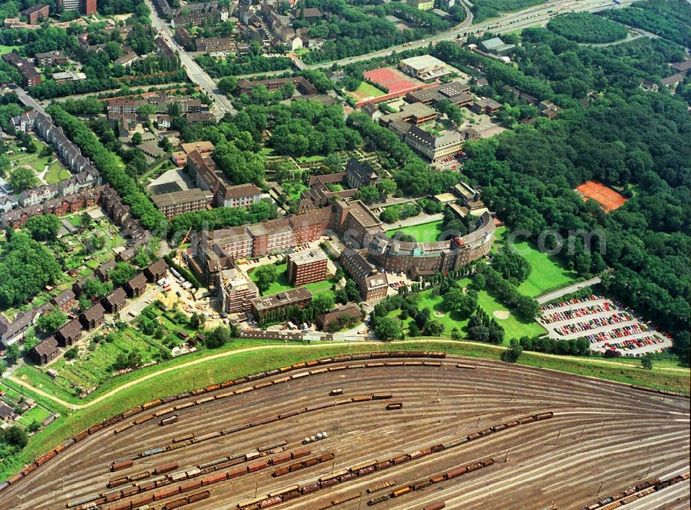 Duisburg from above - Hospital grounds of the ClinicSt. Johannes-Hospital Institut fuer Radiologie An der Abtei in Duisburg in the state North Rhine-Westphalia