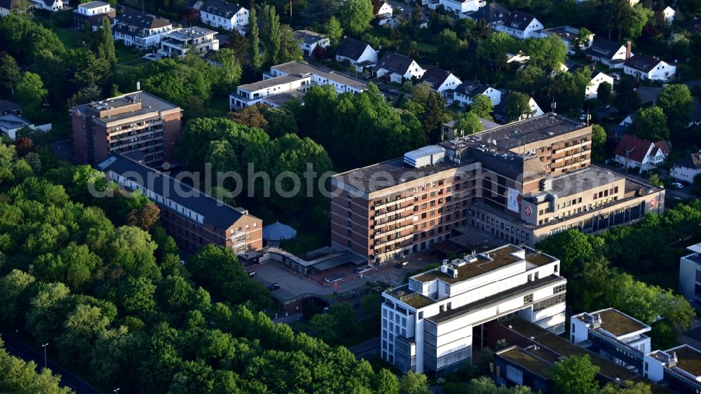 Aerial photograph Bonn - Hospital grounds of the Clinic Johanniter-Krankenhaus Bonn in the district Gronau in Bonn in the state North Rhine-Westphalia, Germany