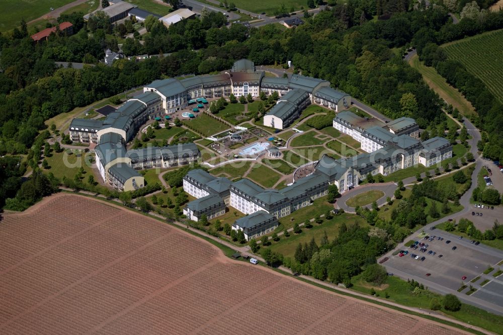 Aerial photograph Kreischa - Hospital grounds of the Clinic KLINIK BAVARIA Kreischa An of Wolfsschlucht in Kreischa in the state Saxony, Germany