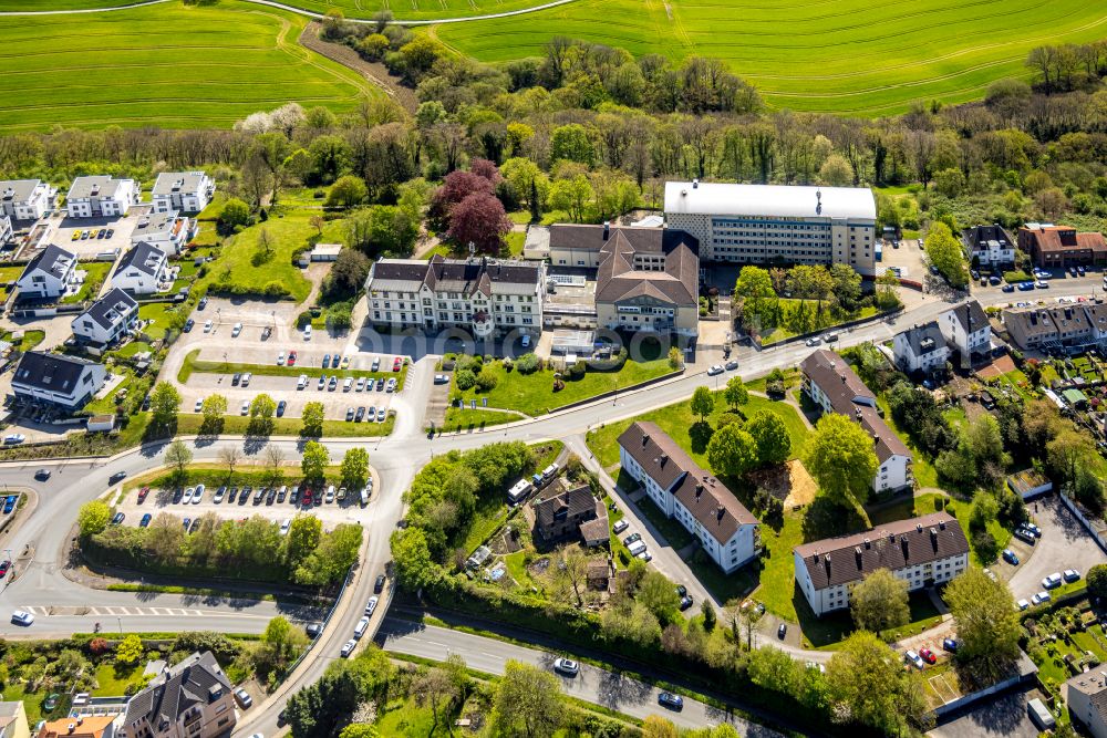 Blankenstein from the bird's eye view: Hospital grounds of the Clinic Klinik Blankenstein on street Im Vogelsang in Blankenstein at Ruhrgebiet in the state North Rhine-Westphalia, Germany