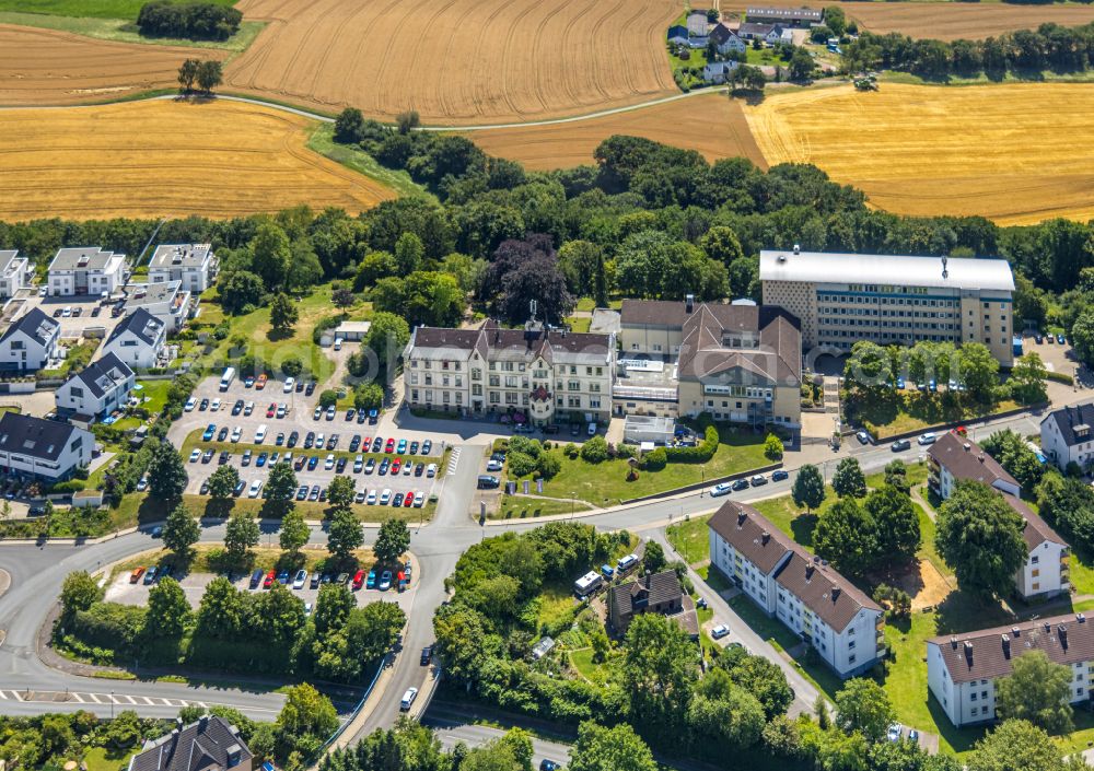 Aerial image Blankenstein - Hospital grounds of the Clinic Klinik Blankenstein on street Im Vogelsang in Blankenstein at Ruhrgebiet in the state North Rhine-Westphalia, Germany