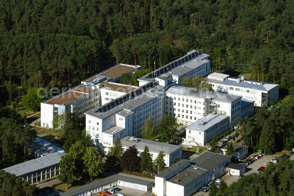 Aerial image Hennigsdorf - Hospital grounds of the Clinic Klinik Hennigsdorf on Marwitzer Strasse in Hennigsdorf in the state Brandenburg, Germany