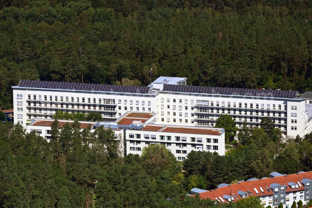 Aerial image Hennigsdorf - Hospital grounds of the Clinic Klinik Hennigsdorf on Marwitzer Strasse in Hennigsdorf in the state Brandenburg, Germany