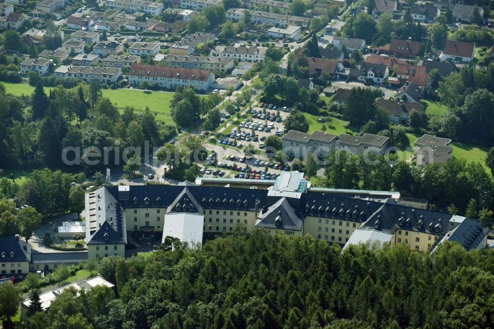 Bayreuth from the bird's eye view: Hospital grounds of the Clinic Klinik Hohe Warte in the district Schiesshaus in Bayreuth in the state Bavaria, Germany