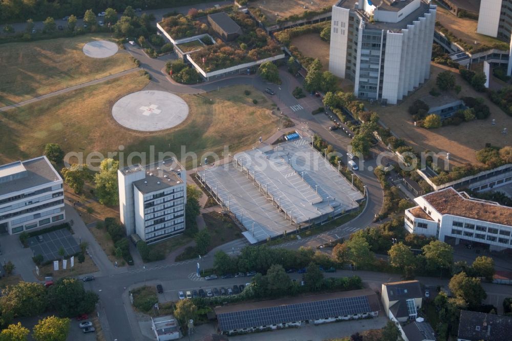 Ludwigshafen am Rhein from above - Hospital grounds of the Clinic BG Klinik Ludwigshafen in Ludwigshafen am Rhein in the state Rhineland-Palatinate