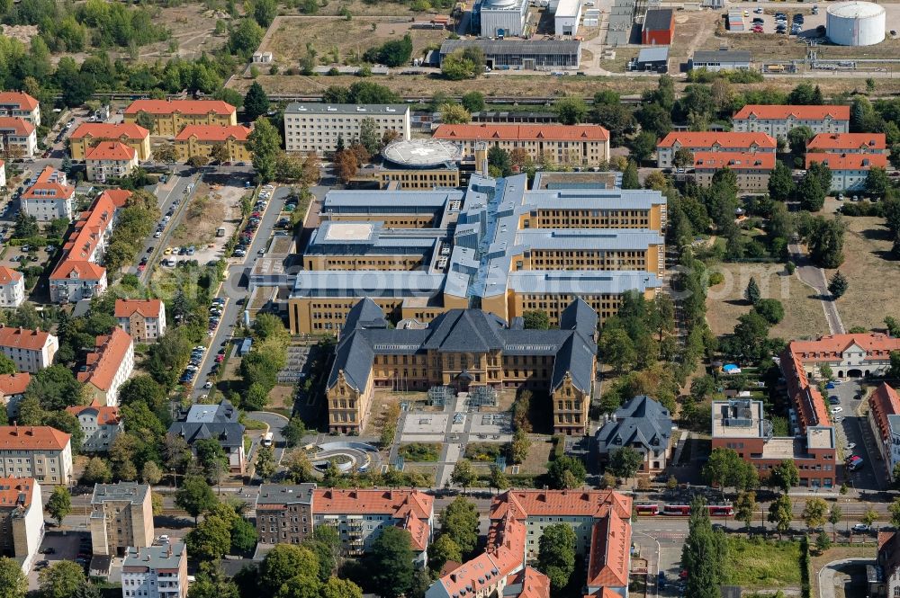 Aerial image Halle (Saale) - Hospital grounds of the Clinic BG Klinikum Bergmannstrost Halle on Merseburger Strasse in Halle (Saale) in the state Saxony-Anhalt, Germany