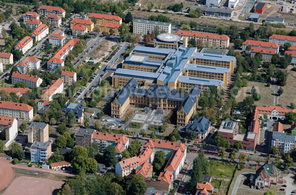 Aerial photograph Halle (Saale) - Hospital grounds of the Clinic BG Klinikum Bergmannstrost Halle on Merseburger Strasse in Halle (Saale) in the state Saxony-Anhalt, Germany