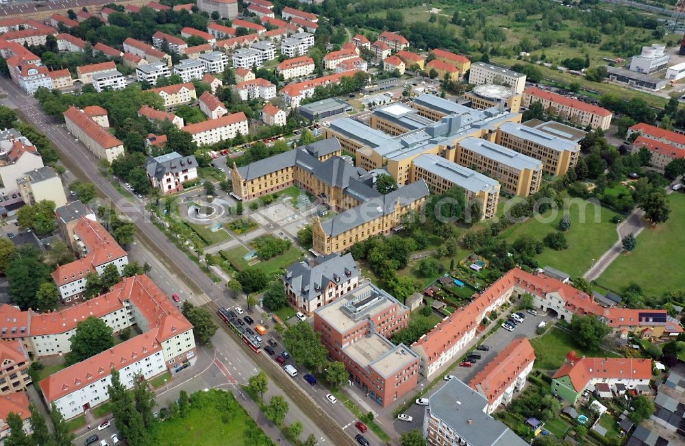 Halle (Saale) from the bird's eye view: Hospital grounds of the Clinic BG Klinikum Bergmannstrost Halle on Merseburger Strasse in Halle (Saale) in the state Saxony-Anhalt, Germany