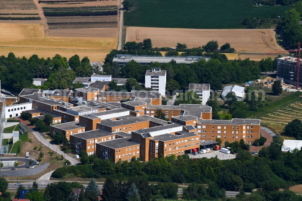 Aerial image Heilbronn - Hospital grounds of the Clinic Klinikum Am Gesundbrunnen in Heilbronn in the state Baden-Wurttemberg, Germany