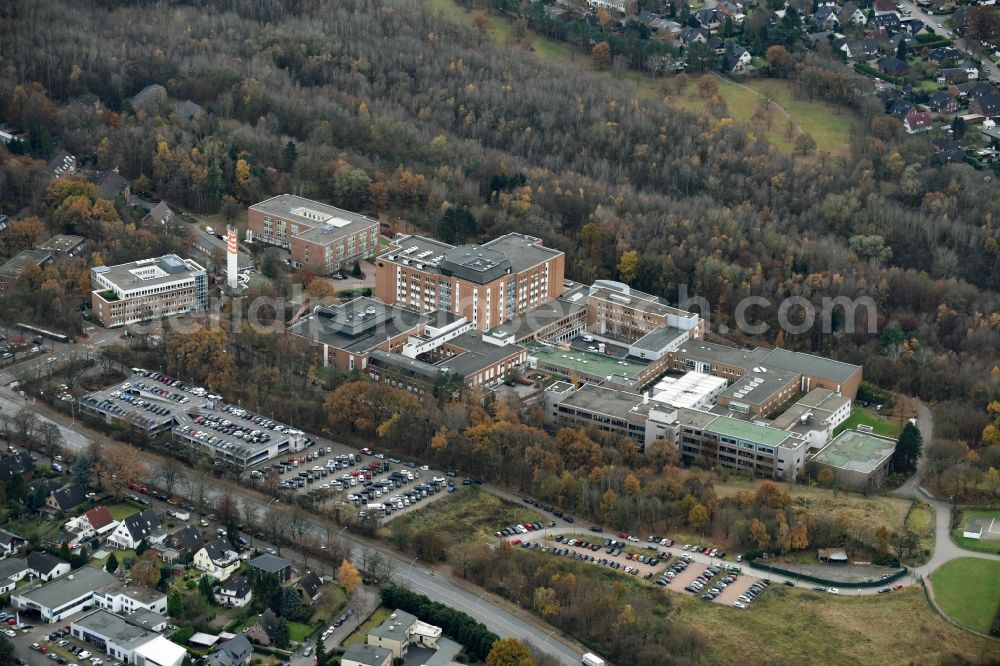 Hamburg from the bird's eye view: Hospital grounds of the ClinicBG Klinikum Hamburg on Bergedorfer Strasse in the district Lohbruegge in Hamburg