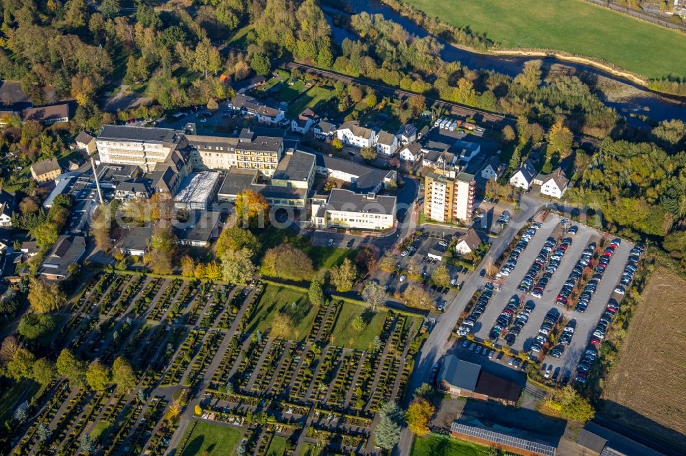 Arnsberg from the bird's eye view: Hospital grounds of the Clinic Klinikum Hochsauerland Karolinen-Hospital Huesten in Arnsberg in the state North Rhine-Westphalia, Germany